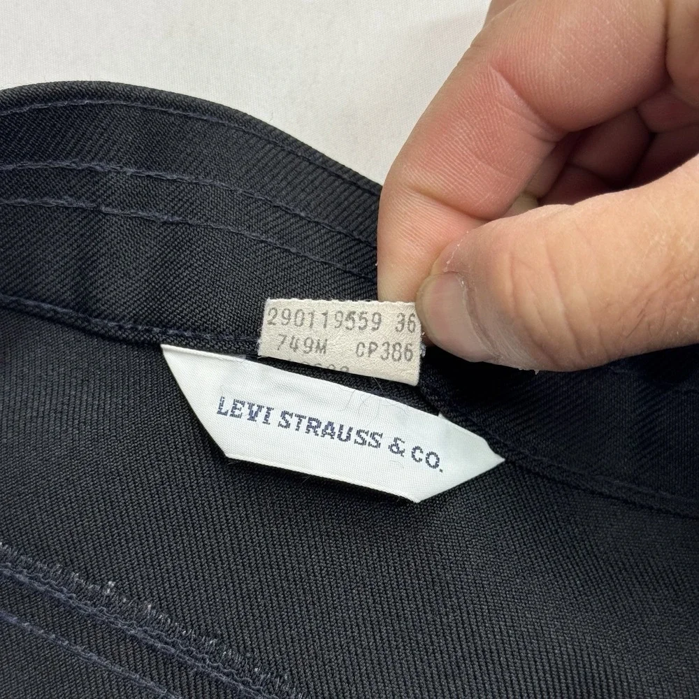 Vintage Levi's Men's Vintage Black Polyester Stretch Pants Gold Tab 36x31 Preppy